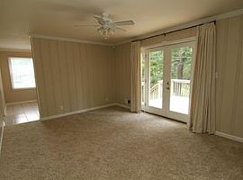 994 Oak Grove Rd, Birmingham, Al 35209 in Birmingham, AL (Photo 8 of 11)