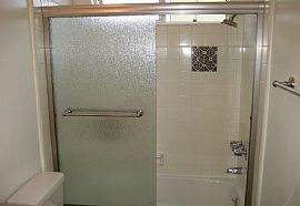 2 Bed, 1400 Sqft, $2,795, 2927 Arizona Avenue 2927 Arizona Ave, in Santa Monica, CA (Photo 2 of 3)