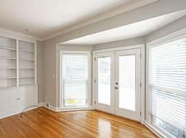 11 Stonebridge Rd, Louisville, Ky 40207 3 Beds 2.5 Baths in Louisville, KY (Photo 7 of 12)