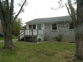 9206 Hillridge Dr, Pewee Valley, Ky 40056 3 Beds 1 Bath in Pewee Valley, KY