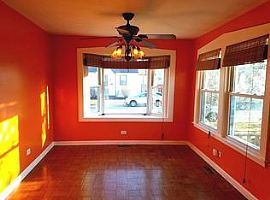 9614 S Troy Ave, Evergreen Pk, Il 60805 3 Beds 2 Baths in Evergreen Park, IL (Photo 5 of 10)