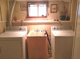 9614 S Troy Ave, Evergreen Pk, Il 60805 3 Beds 2 Baths in Evergreen Park, IL (Photo 7 of 10)