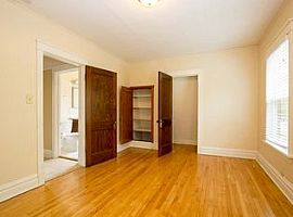 9607 S Charles St, Chicago, Il 60643 4 Beds 1.5 Baths in Chicago, IL (Photo 8 of 9)