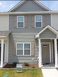 509 Oyster Rock Ln, Sneads Ferry in Sneads Ferry, NC (Photo 3 of 3)