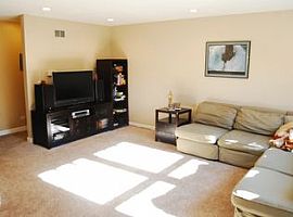 1419 Mill Creek Dr, Buffalo Grove, Il 60089 3 Beds 2 Baths in Buffalo Grove, IL (Photo 2 of 9)