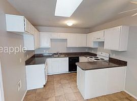 3 Beds 2 Baths in Cedar Hill, TX (Photo 4 of 5)