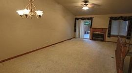 1137 Sage Brush St, Cody, Wy 82414 3 Beds 3.5 Baths in Cody, WY (Photo 7 of 8)