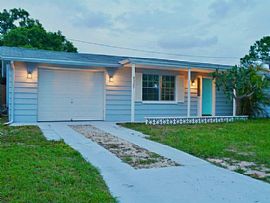 3327 Williamsburg Loop, Holiday, Fl 34691 in Holiday, FL