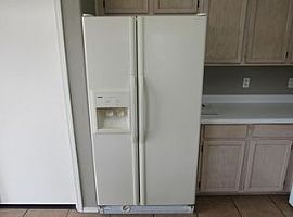 637 N Ocotillo Ln, Gilbert, Az 85233 3 Beds 2 Baths 1,315 Sqft in Gilbert, AZ (Photo 7 of 9)