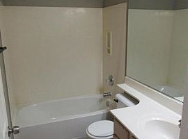 637 N Ocotillo Ln, Gilbert, Az 85233 3 Beds 2 Baths 1,315 Sqft in Gilbert, AZ (Photo 8 of 9)