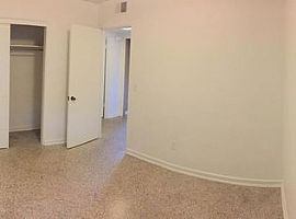 2 Beds 1 Bath in Melbourne, FL (Photo 4 of 4)