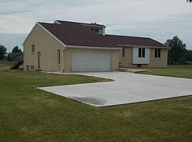 3 Beds 2 Baths Apartment For Rent  in Berville, MI