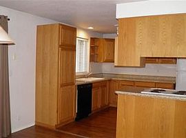 3 Beds 2 Baths in Bend, OR (Photo 3 of 5)