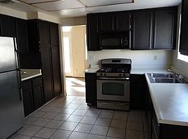 7225 Bronze Cir, Las Vegas, Nv 89128 in Las Vegas, NV (Photo 4 of 5)