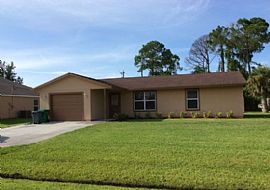 542 Nw Cornell Ave, Port Saint Lucie, Fl 34983 in Port Saint Lucie, FL