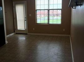 2717 Wigginton Pt, Lexington Rent 650 Deposit 650 Total 1300 in Lexington, KY (Photo 8 of 9)