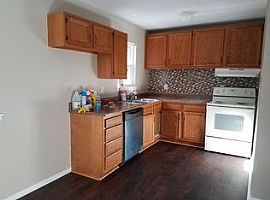 7726 Rochelle Rd, Louisville Rent 500 Deposit 500 Total 1000 in Louisville, KY (Photo 3 of 9)