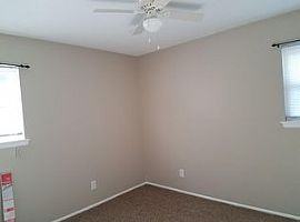 7726 Rochelle Rd, Louisville Rent 500 Deposit 500 Total 1000 in Louisville, KY (Photo 4 of 9)