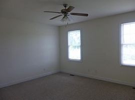 5085 Rambling Meadows Dr, Browns Summit, Nc 27214 3 Beds 2.5 Ba in Browns Summit, NC (Photo 6 of 8)