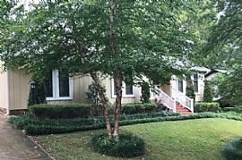 313 White Oak Dr, Cary, Nc 27513 Rent $850 and Dep $850 in Cary, NC