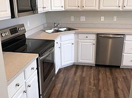 5123 Tauten Sq, Louisville, Ky 40241 2 Beds 2 Baths 1,459 Sqft in Louisville, KY (Photo 4 of 8)