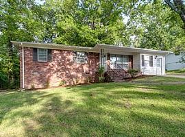 2204 Shirley Dr in Birmingham, AL