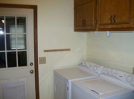 709 White Pine Way, Sumter Rent 600 Deposit 600 Total 1200 in Sumter, SC (Photo 10 of 12)