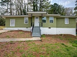 421 Cheri Ln in Daphne, AL