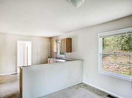 421 Cheri Ln in Daphne, AL (Photo 3 of 3)