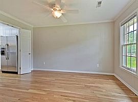 759 Gypsy Ln, Mount Pleasant, Sc 29464 3 Beds 2 Baths in Mount Pleasant, SC (Photo 9 of 12)
