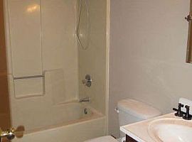 614 Cedar Dr N, Surfside  Rent 750 Deposit 750 Total 1500 in Surfside Beach, SC (Photo 5 of 8)