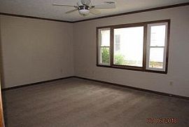 614 Cedar Dr N, Surfside  Rent 750 Deposit 750 Total 1500 in Surfside Beach, SC (Photo 7 of 8)