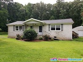 3257 Shady Pines Ln, Virginia Beach, Va 23456 1 Bed 1 Bath 760  in Virginia Beach, VA