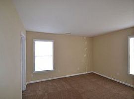 1311 Snyder St, Durham, N Rent 750 Deposit 750 Total 1500 in Durham, NC (Photo 6 of 11)