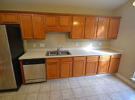 10114 Mountain Flower Ct, Rent 650 Deposit 650 Total 1300 in Charlotte, NC (Photo 7 of 11)