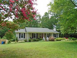 3818 Zenith Pl, Durham, N Rent 750 Deposit 750 Total 1500 in Durham, NC