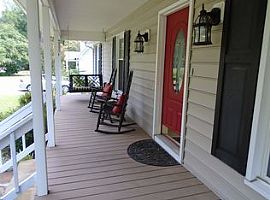 3818 Zenith Pl, Durham, N Rent 750 Deposit 750 Total 1500 in Durham, NC (Photo 8 of 9)