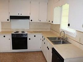 4005 Michael Blvd,Mobile, Al 36609 in Mobile, AL (Photo 2 of 8)