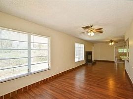 899 Nw 7th St, Boca Raton, Fl 33486 3 Beds 2 Baths in Boca Raton, FL (Photo 11 of 12)