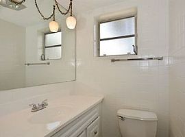 899 Nw 7th St, Boca Raton, Fl 33486 3 Beds 2 Baths in Boca Raton, FL (Photo 5 of 12)