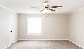 10914 Horse Track Dr, Jacksonville, Fl 32257 3 Beds 2 Baths in Jacksonville, FL (Photo 4 of 7)