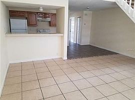 12306 Fox Hound Ln, Rent Is $650 and Deposit Is $650 in Orlando, FL (Photo 3 of 9)