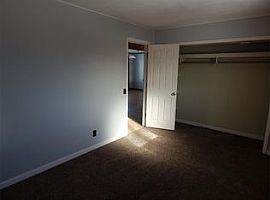 134 E B St, Pinedale, Wy Rent 650 Deposit 650 Total 1300 in Pinedale, WY (Photo 3 of 8)