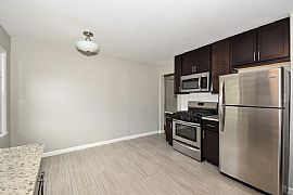 4683 N 79th St, Milwaukee, Wi 53218 3 Beds 1 Bath 1,100 Sqft in Milwaukee, WI (Photo 3 of 3)