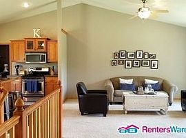 961 Daily Rd, Hudson, Wi 54016 4 Beds 3 Baths 2,800 Sqft in Hudson, WI (Photo 3 of 9)