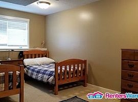 961 Daily Rd, Hudson, Wi 54016 4 Beds 3 Baths 2,800 Sqft in Hudson, WI (Photo 5 of 9)