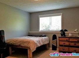 961 Daily Rd, Hudson, Wi 54016 4 Beds 3 Baths 2,800 Sqft in Hudson, WI (Photo 7 of 9)