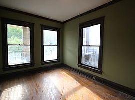 1607 11th Pl S, Birmingham, Al 35205 in Birmingham, AL (Photo 3 of 7)