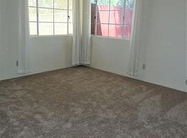 3014 N 24th Pl, Phoenix, Az 85016 2 Beds 2 Baths 1,176 Sqft in Phoenix, AZ (Photo 7 of 10)