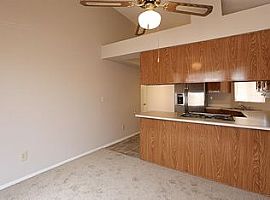 1256 W Straford Dr, Chandler, Az 85224 3 Beds 2 Baths 1,336 Sqf in Chandler, AZ (Photo 3 of 11)